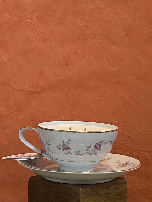 Green Tea & Lemongrass / White Tea Vegan Soy Candle